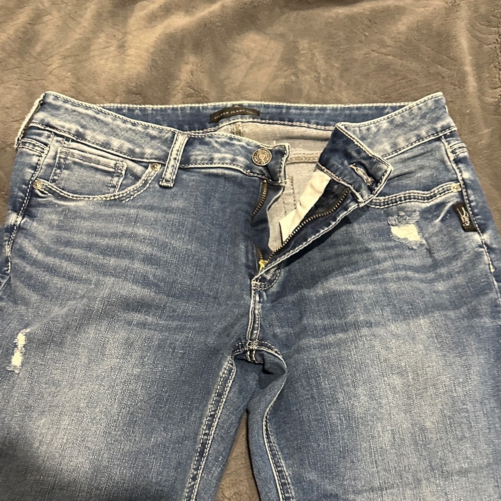 Silver Jeans Women's Distressed Blue Boyfriend Jean capris
